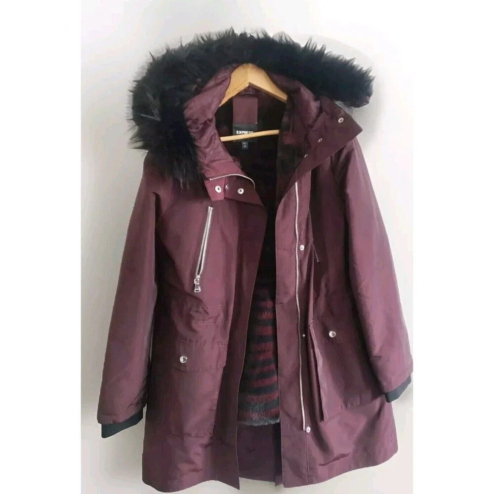 Express Jacket Women's Small Wine Faux Fur Hood Removable Zebra Liner  N…